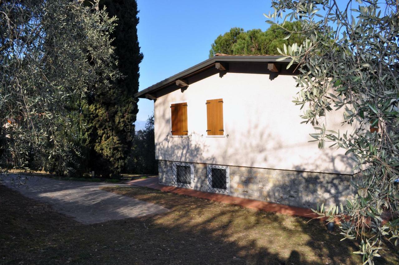 Villa Mira - Pool - View - Aircon Lonato Bagian luar foto